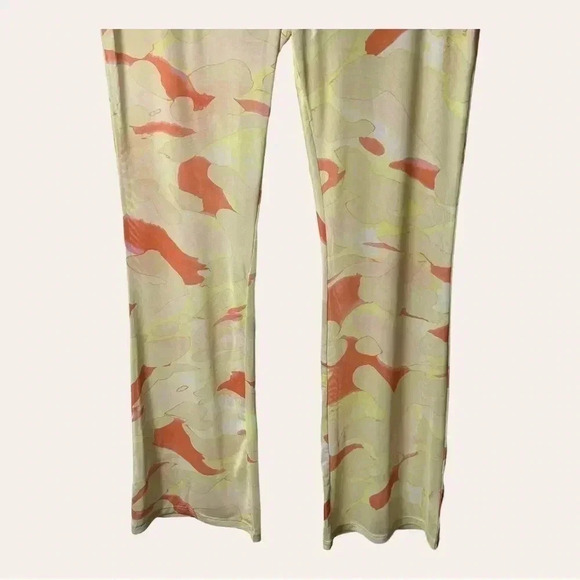 Bp PAINTED MESH FLARE PANTS LINED TO MID THIGH SIZE LARGE - Picture 5 of 11